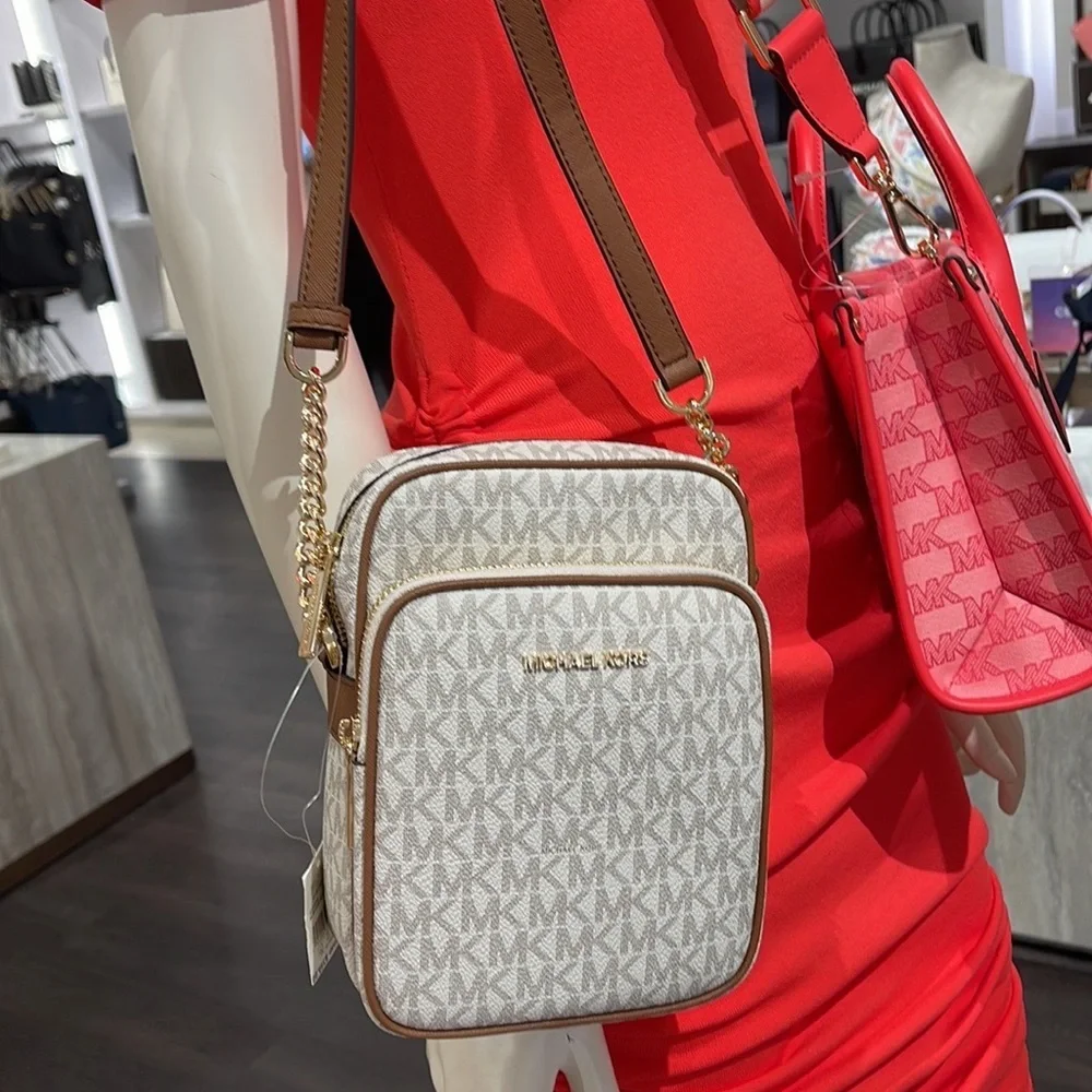 Michael Kors Women's Jet Set Travel Medium Logo Adult Crossbody Bag Vanilla